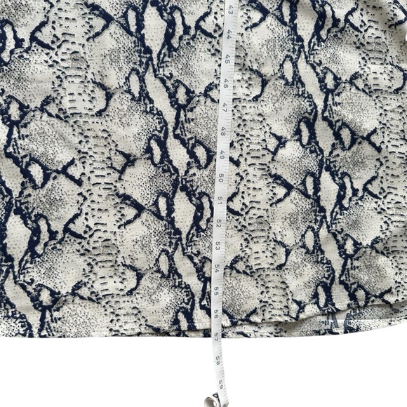 Chic Snake Print Maxi Dress - Picture 6 of 6